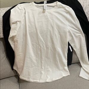 Yogalicious Cotton Jersey Tee Pair in Black and White